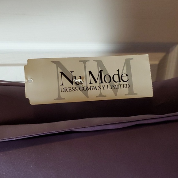 Nu mode prom or bridesmaid dress size 7/8 - Picture 3 of 4